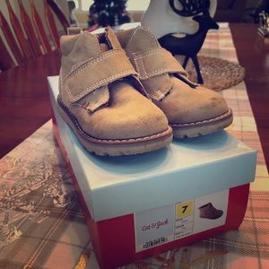 Cat and Jack Suede-Like Velcro Toddler Boots 7